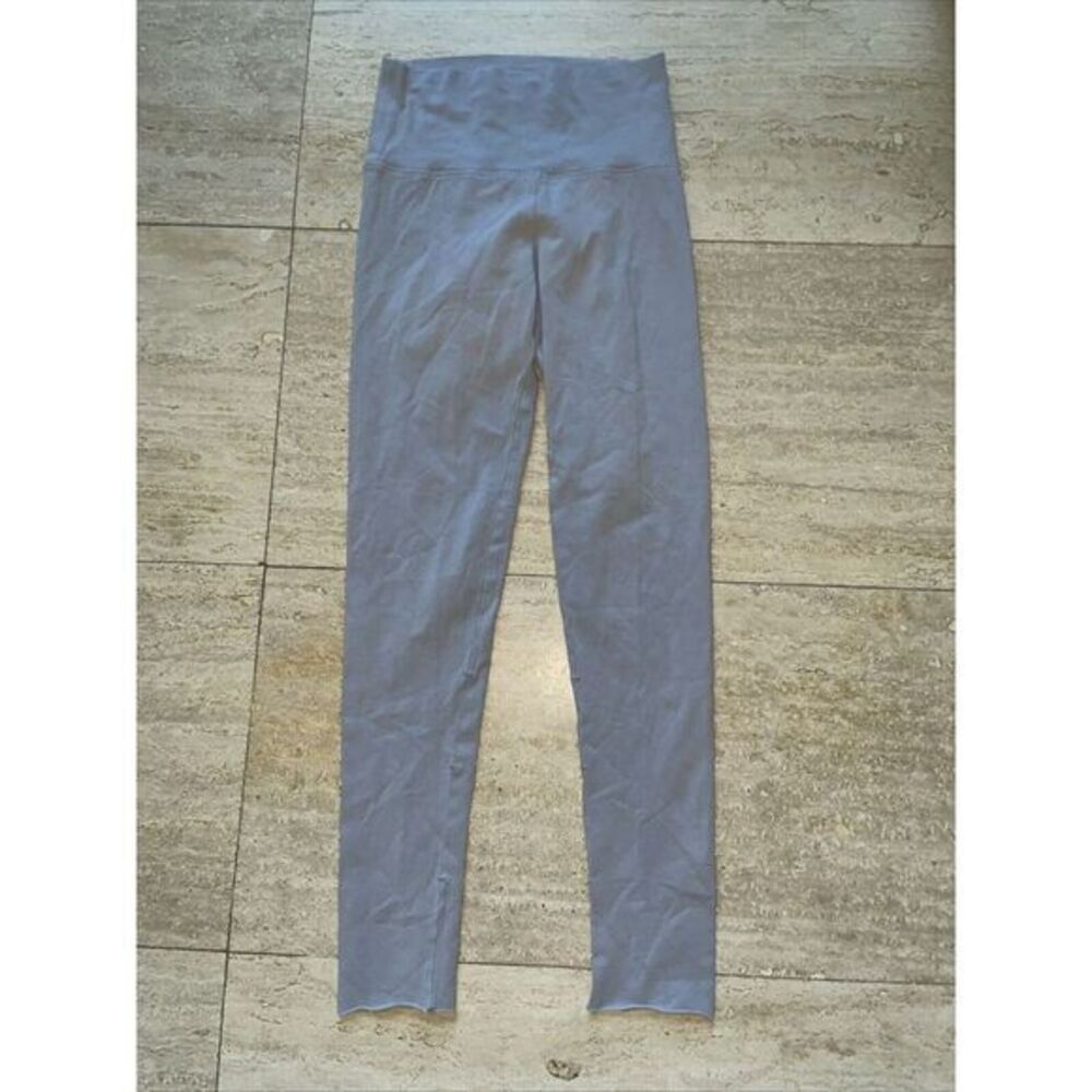 Aritzia TNA Grey Leggings Size XS Style CSJ3-60119-19